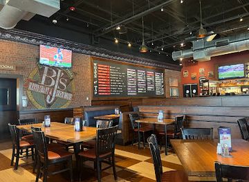 louisiana/honey-island-swamp/bar/bj-s-restaurant-brewhouse