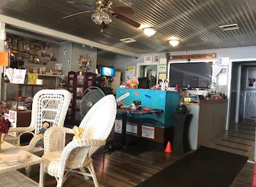 illinois/illinois-ozarks/bar/tanny-s-grill-and-chill