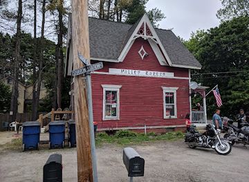connecticut/litchfield-county/bar/sharon-valley-tavern