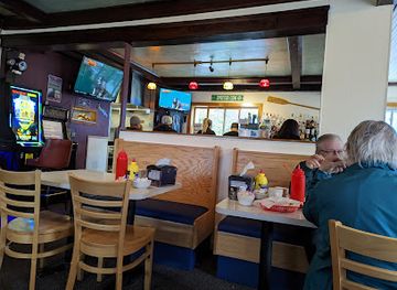 wisconsin/door-county/bar/mike-s-port-pub-grill