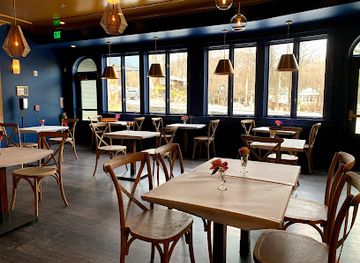 new-york/catskill-mountains/bar/pearl-moon-woodstock