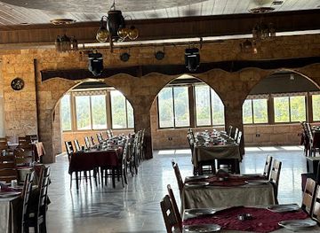 lebanon/chouf/bar/old-rock-restaurant