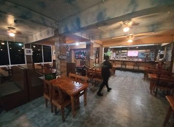 palau/babeldaob/bar/side-street-cafe