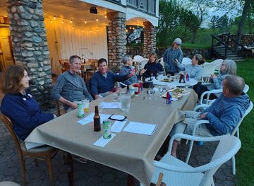 new-hampshire/franconia-notch-state-park/bar/franconia-inn-dining