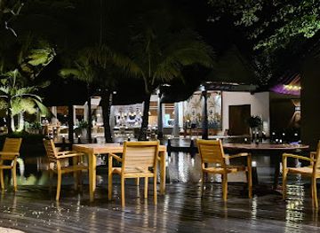 mauritius/trou-aux-biches/bar/le-deck