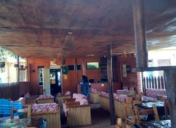 uganda/lango/bar/avocado-bar-lounge