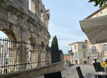 croatia/pula/bar/caffe-bar-scala