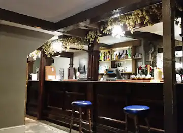 Fforest Inn