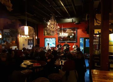 canada/halifax/south-end-halifax/bar/the-local-restaurant-and-bar