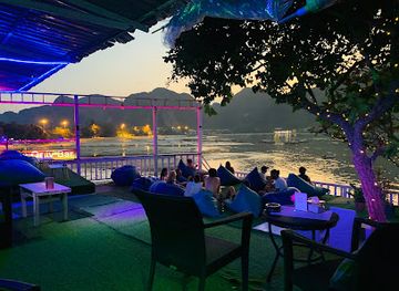 thailand/phi-pan-nam-range/bar/the-only-bar-bar-phi-phi