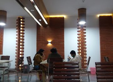 bangladesh/mymensingh-division/bar/pine-dine-restaurant