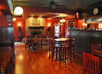 iowa/effigy-mounds-national-monument/bar/eddie-s-irish-pub