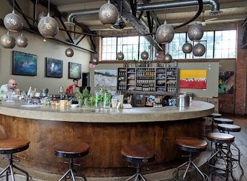 michigan/detroit/corktown/bar/two-james-spirits
