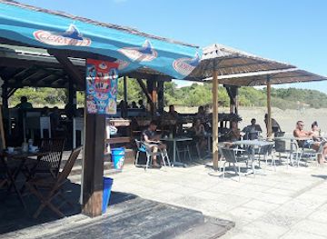 montenegro/ulcinj/bar/beach-bar-lido