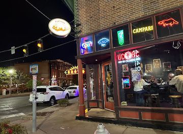 missouri/st-louis/forest-park/bar/platypus