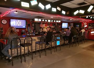 Hank's Pub