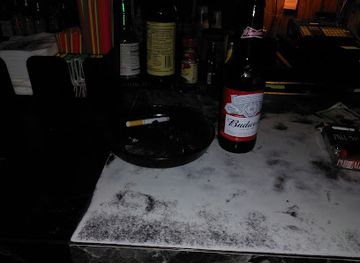 wyoming/hot-springs-county/bar/rendezvous-lounge