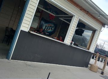 iowa/waterloo/bar/sac-s-neighborhood-pub