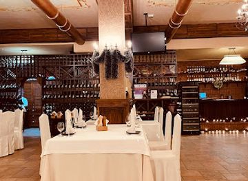 moldova/orhei-county/bar/chateau-vartely