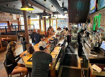 north-carolina/wilmington-area/bar/the-husk