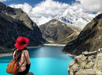 peru/santa-cruz-trek/bar/apuandes-tours-adventure-huaraz-peru