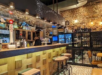 greece/athens/plaka/bar/warehouse-co2