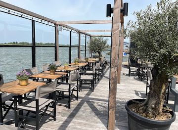 netherlands/alblasserwaard/bar/heeren-aan-de-haven