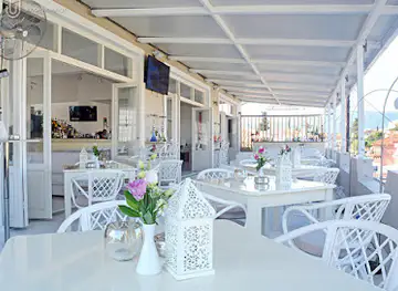 Vertigo Restaurant & Cocktail Bar