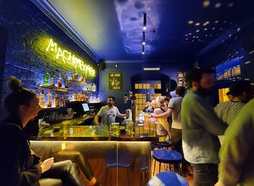 portugal/lisbon/bar/machimbombo