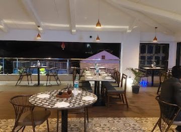 india/mahabaleshwar/bar/7-grand-restaurant-lounge-bar