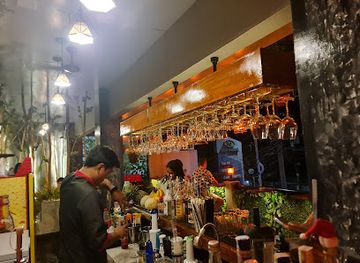 philippines/puerto-princesa/bar/j1-bar-and-resto
