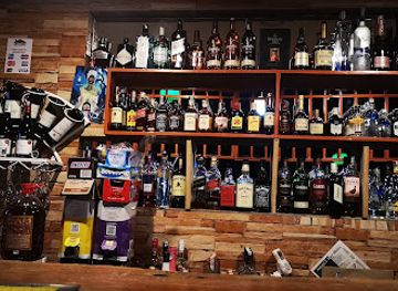 tanzania/mount-kilimanjaro/bar/amuzz-bar-and-grill