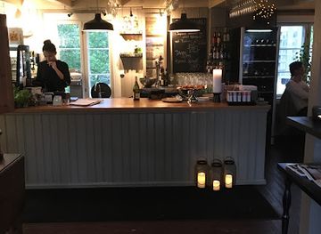 norway/svalbard/bar/schlagergarden-restaurant-cafe