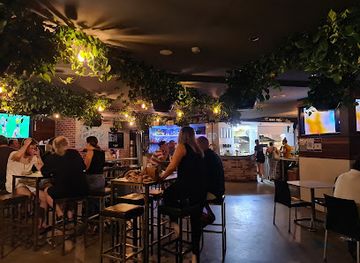 australia/sunshine-coast/bar/the-beach-bar-grill