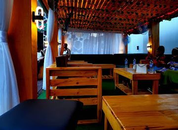 nigeria/niger-delta/bar/de-woods-lounge-club