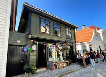 norway/hordaland/bar/art-themis