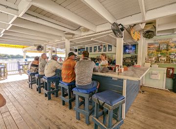 alaska/southwest-alaska/bar/lorelei-restaurant-cabana-bar