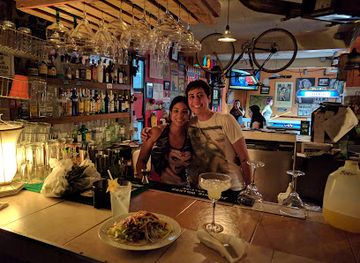 puerto-rico/sierra-de-cayey/bar/la-lomita-del-titinye