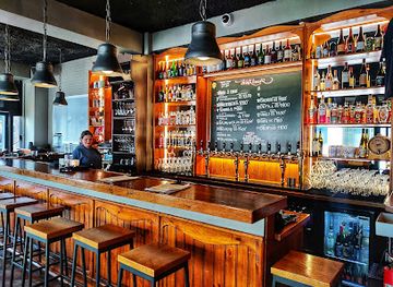 iceland/reykjavik/grandi/bar/skuli-craft-bar