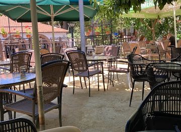 cyprus/kakopetria-village/bar/platia-kakopetrias