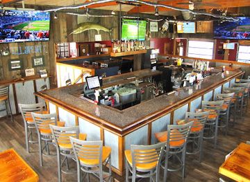 ohio/lake-erie-islands/bar/crow-s-nest