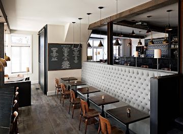 new-york/hudson/bar/wm-farmer-and-sons