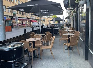 finland/satakunta/bar/the-black-horse