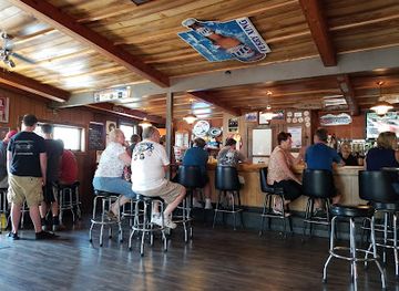 wisconsin/devil-s-lake-state-park/bar/ferry-xing-bar-grill