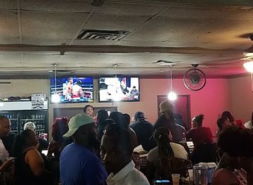 south-carolina/piedmont/bar/the-duggie-bar-and-grill