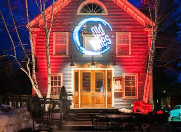 maine/baxter-state-park/bar/old-vines-kennebunk