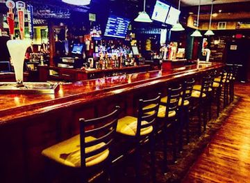 new-york/long-island/bar/lily-s-babylon