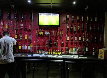 uganda/entebbe/bar/red-rooster