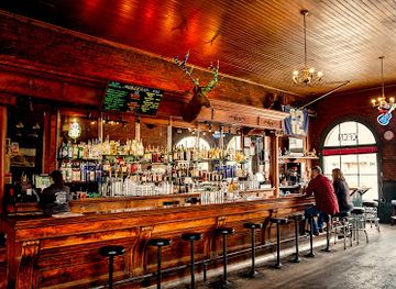 washington/western-washington/bar/the-brick-saloon