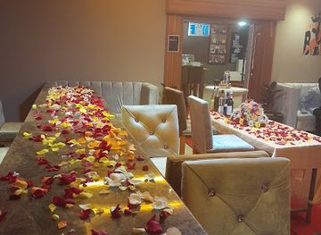 ethiopia/addis-ababa/bole/bar/celebrity-bar